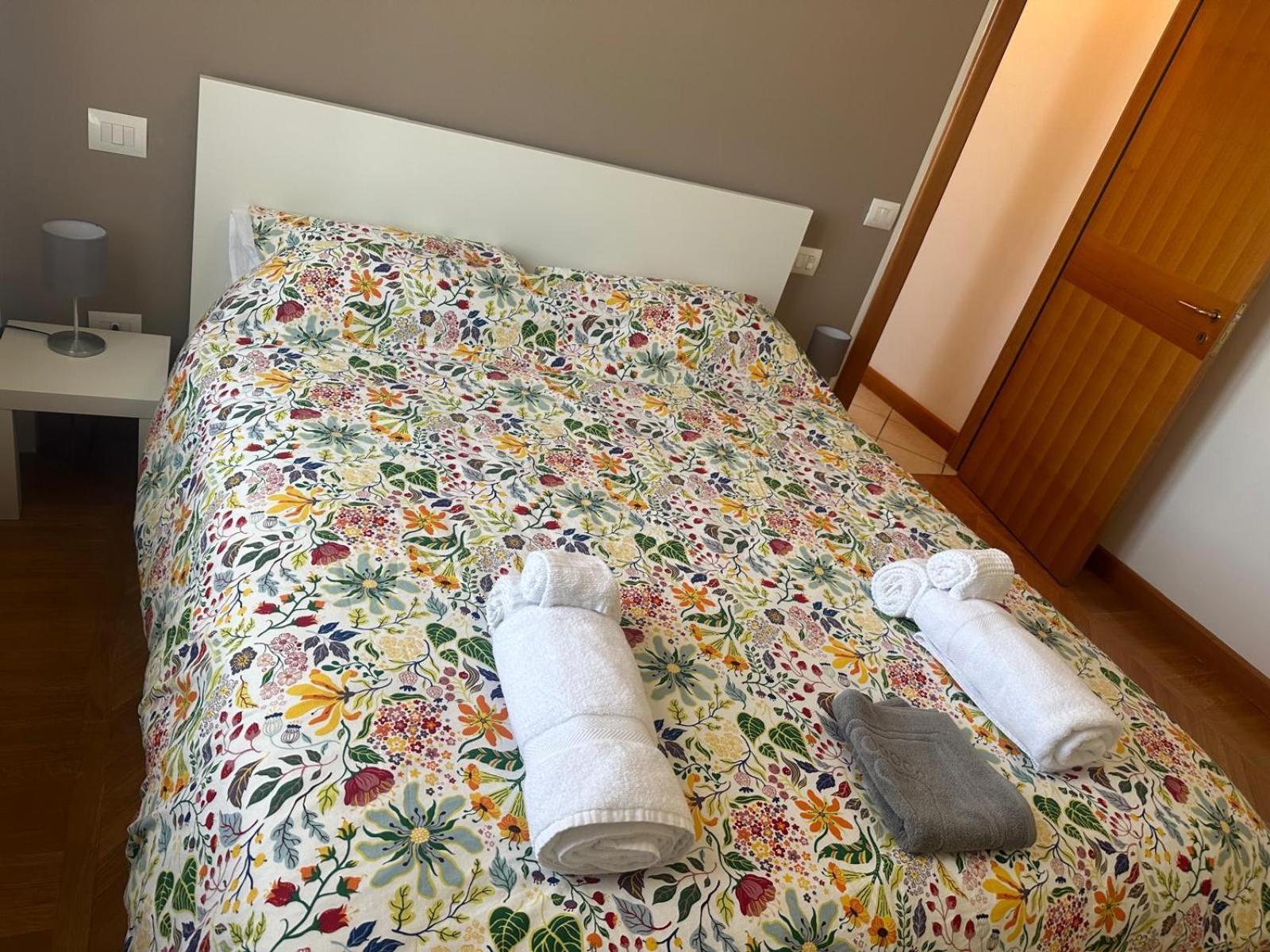 Nicholas B&B City Center- Apartment Bologna Esterno foto